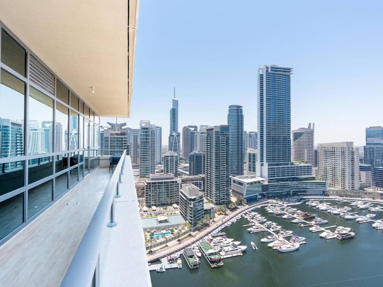 2 Bedroom Smart With A Panoramic Marina View Dubai