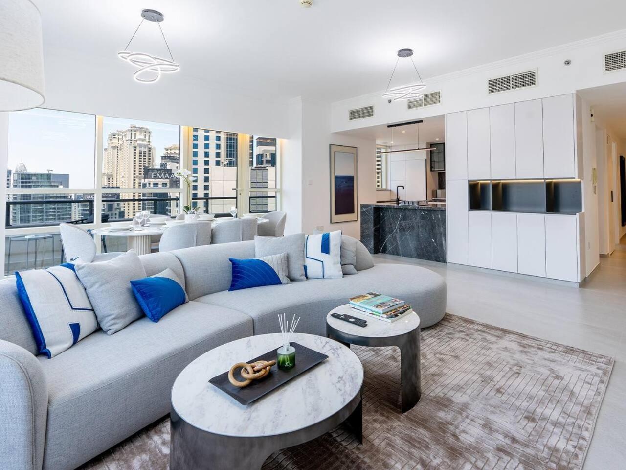 2 Bedroom Smart With A Panoramic Marina View *