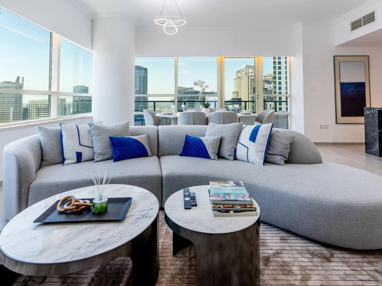 2 Bedroom Smart With A Panoramic Marina View
