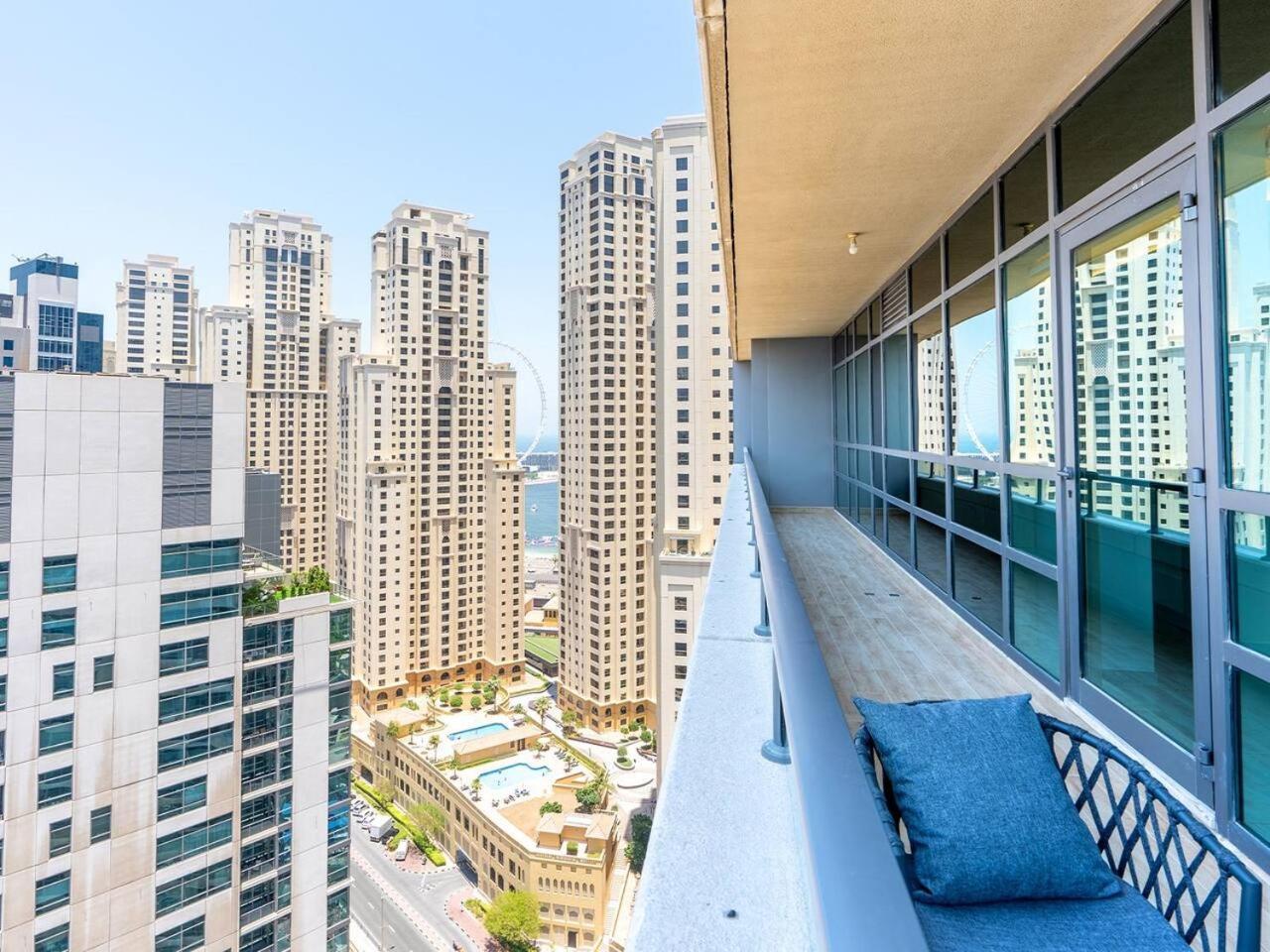 2 Bedroom Smart With A Panoramic Marina View Apartment Dubai